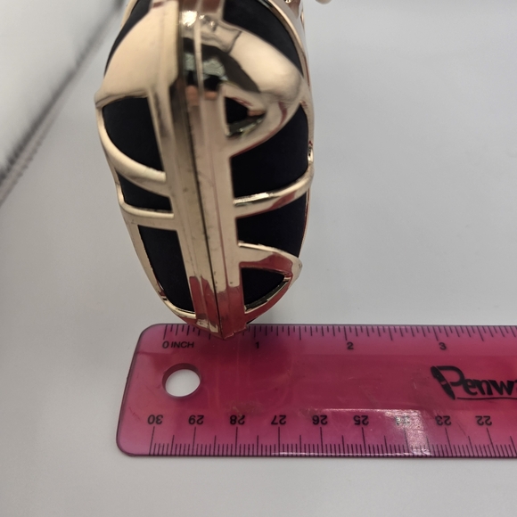 Sephora Black And Gold Geometric Design Hard Clutch With New Makeup Brushes - Picture 10 of 10